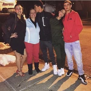 Meet your Posher, Nour